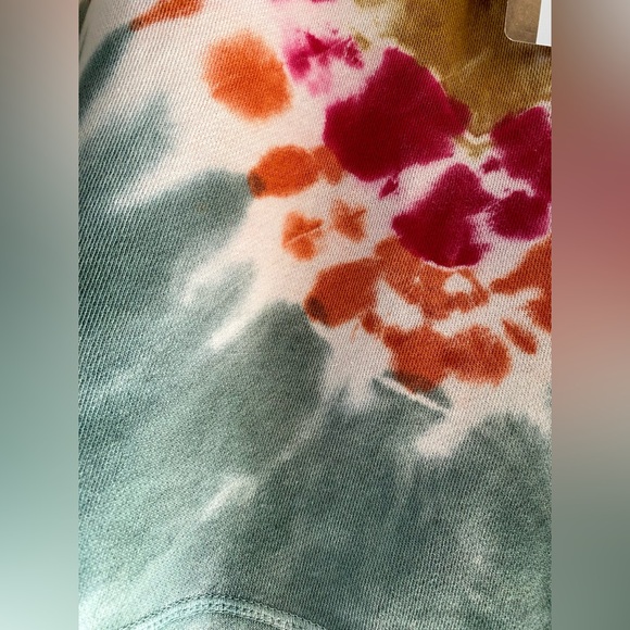 NWT True Craft Women's V-Neck Tie-Dye Sweatshirt - Gold, Pink, Orange, Green - Picture 6 of 7